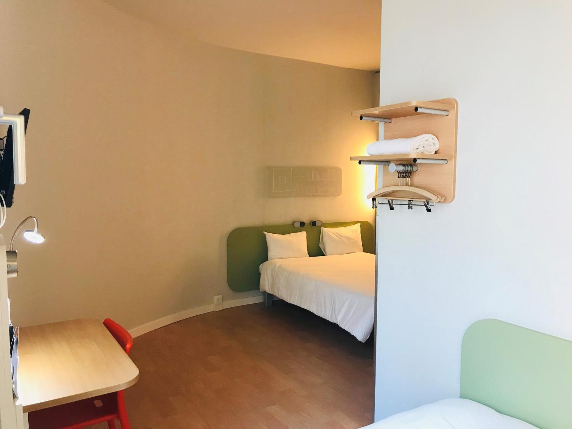 Ibis Budget Frankfurt City Ost Frankfurt pe Main Exterior foto