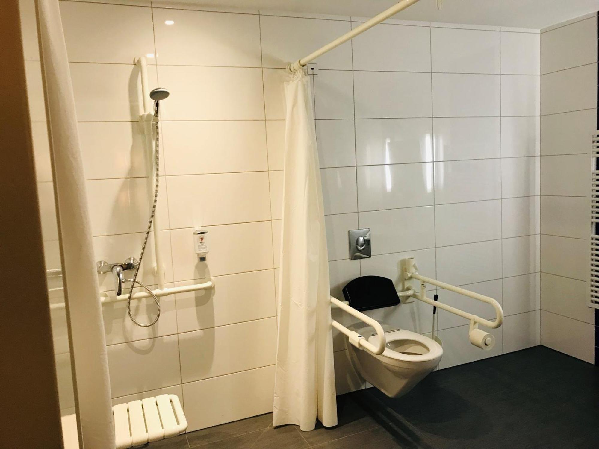 Ibis Budget Frankfurt City Ost Frankfurt pe Main Exterior foto