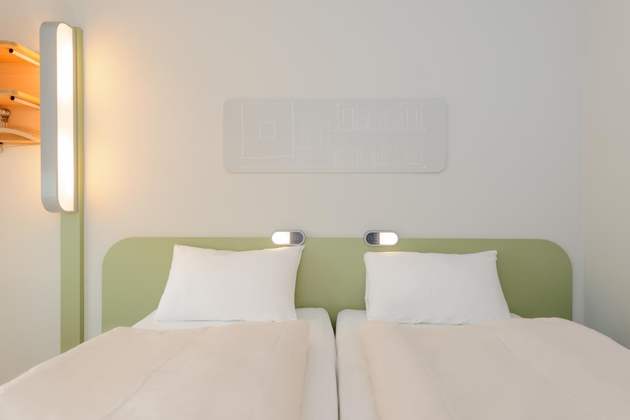 Ibis Budget Frankfurt City Ost Frankfurt pe Main Exterior foto